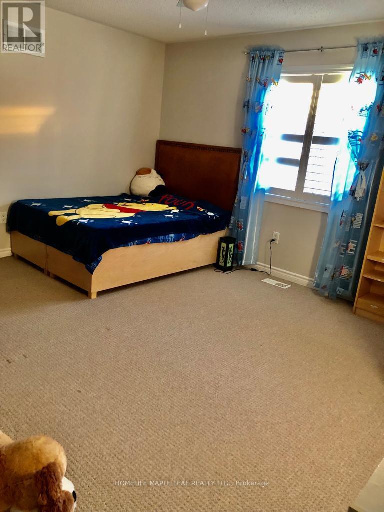 93 Latania Boulevard, Brampton, Ontario  L6P 1X5 - Photo 26 - W12697768