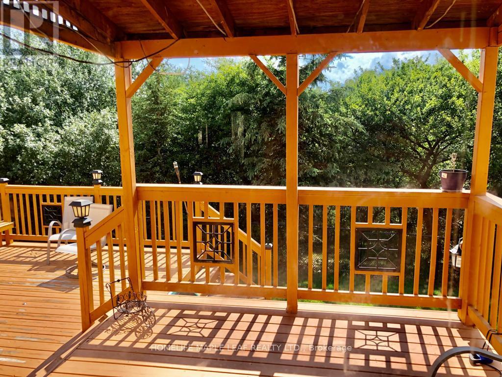 93 Latania Boulevard, Brampton, Ontario  L6P 1X5 - Photo 29 - W12697768