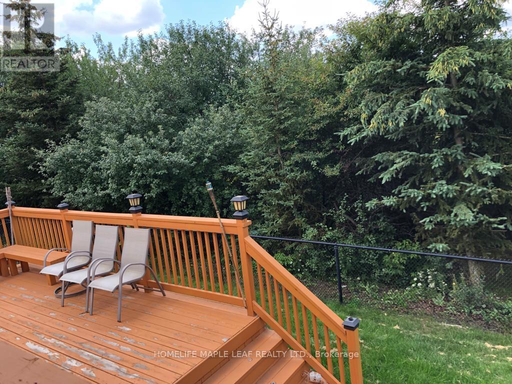 93 Latania Boulevard, Brampton, Ontario  L6P 1X5 - Photo 34 - W12697768