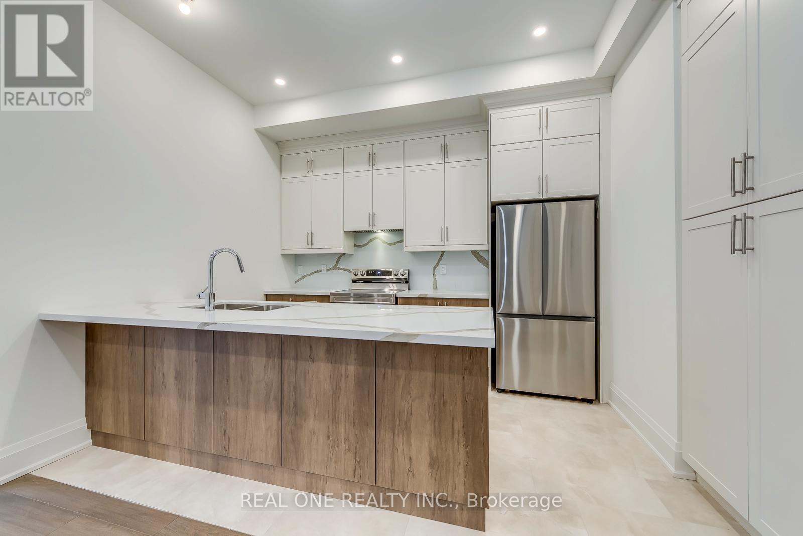 3296 Azam Way, Oakville, Ontario  L6M 5S2 - Photo 12 - W12697784