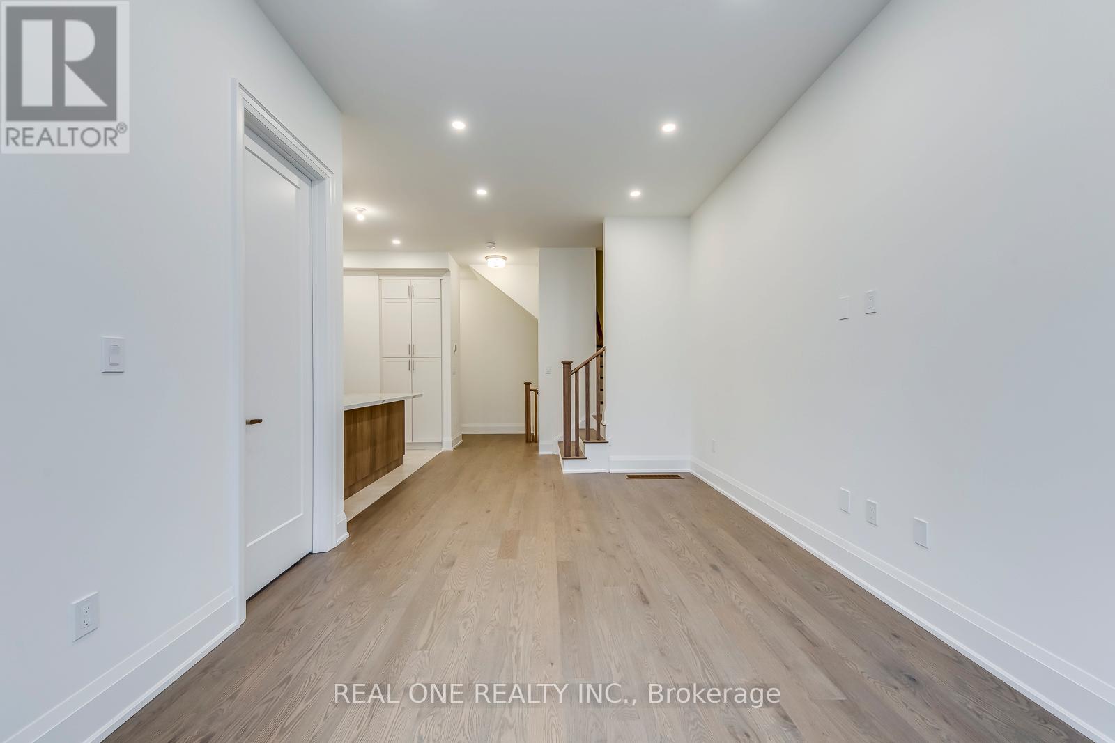 3296 Azam Way, Oakville, Ontario  L6M 5S2 - Photo 21 - W12697784