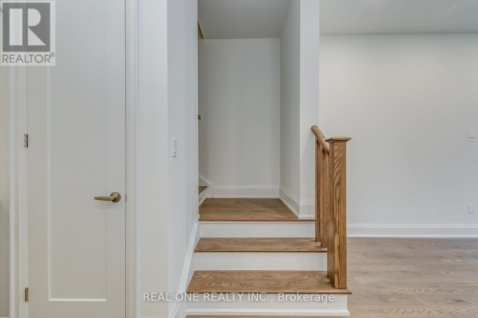 3296 Azam Way, Oakville, Ontario  L6M 5S2 - Photo 28 - W12697784