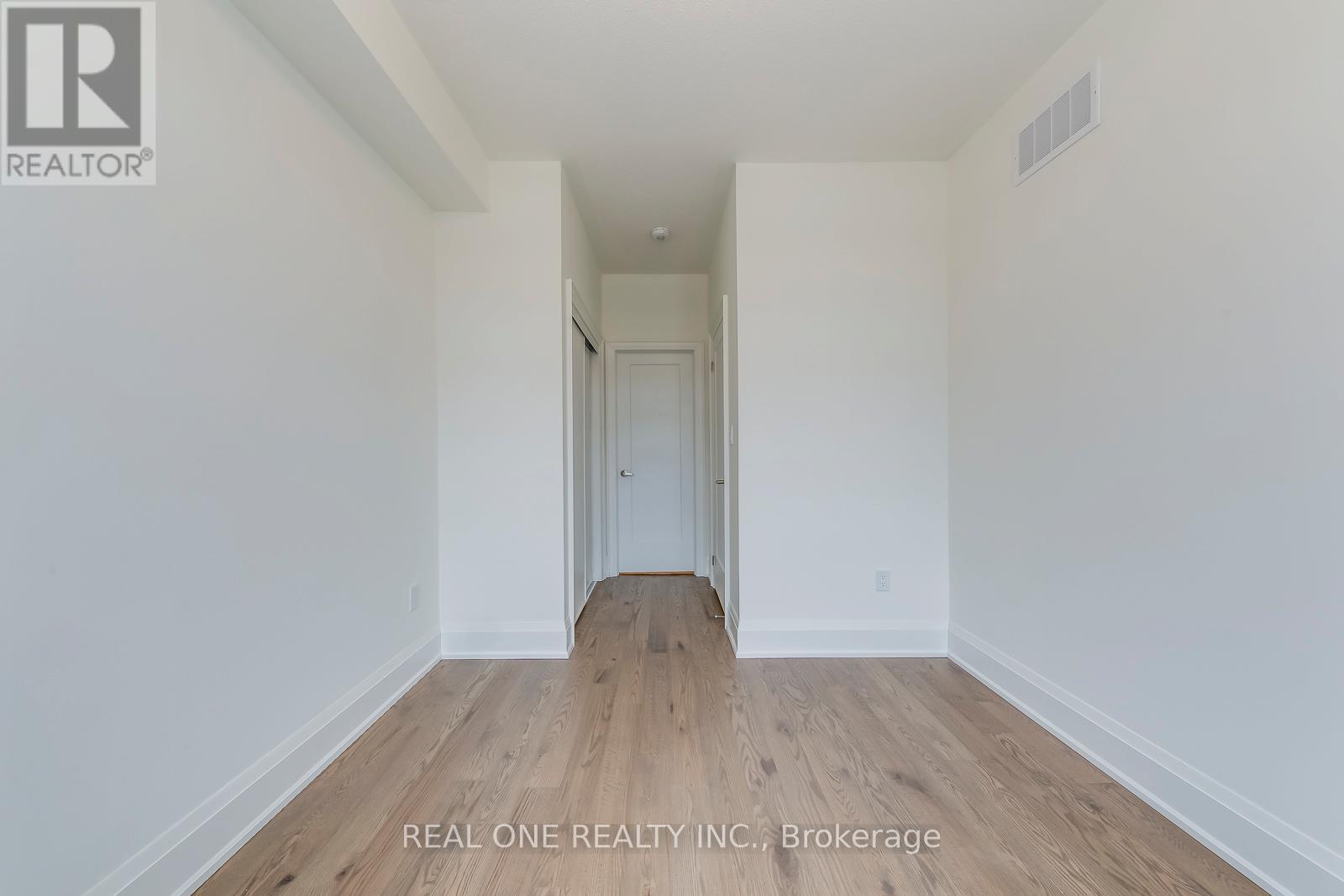 3296 Azam Way, Oakville, Ontario  L6M 5S2 - Photo 37 - W12697784