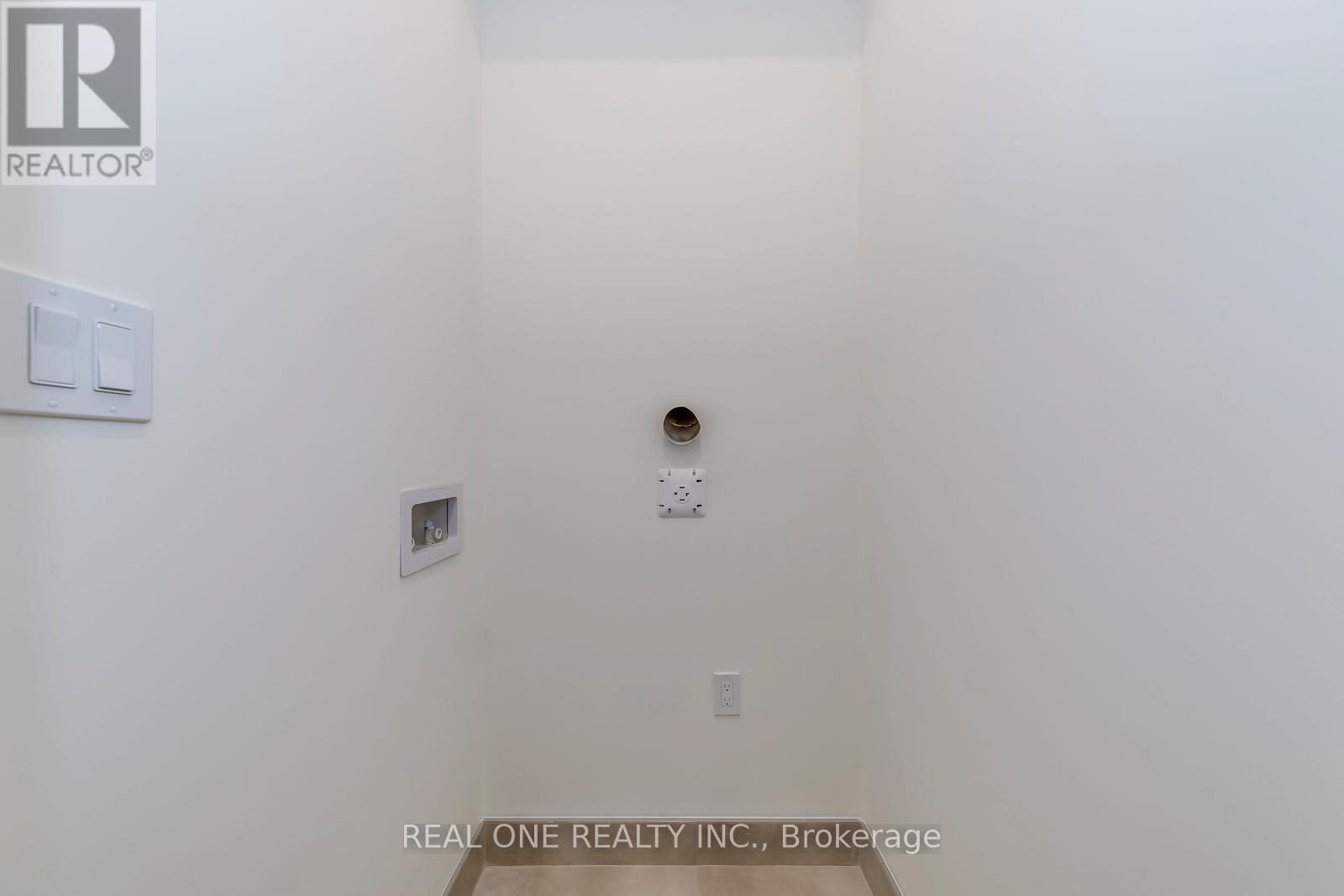 3296 Azam Way, Oakville, Ontario  L6M 5S2 - Photo 40 - W12697784