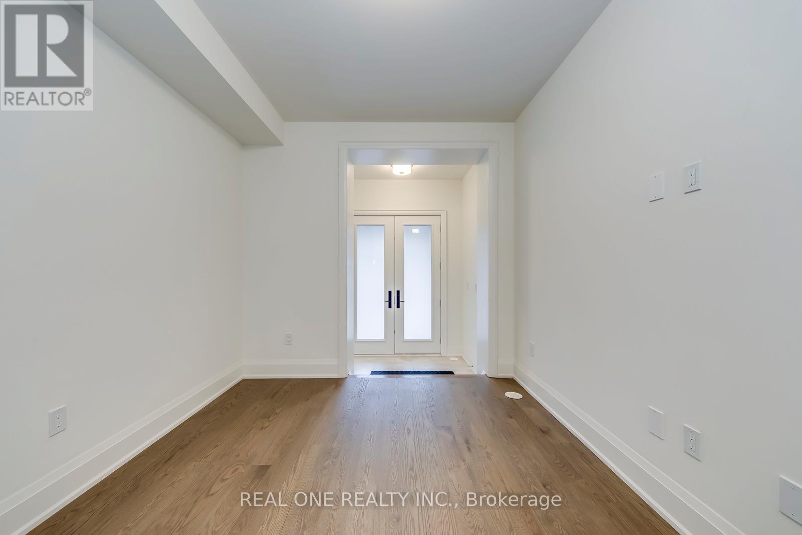 3296 Azam Way, Oakville, Ontario  L6M 5S2 - Photo 7 - W12697784