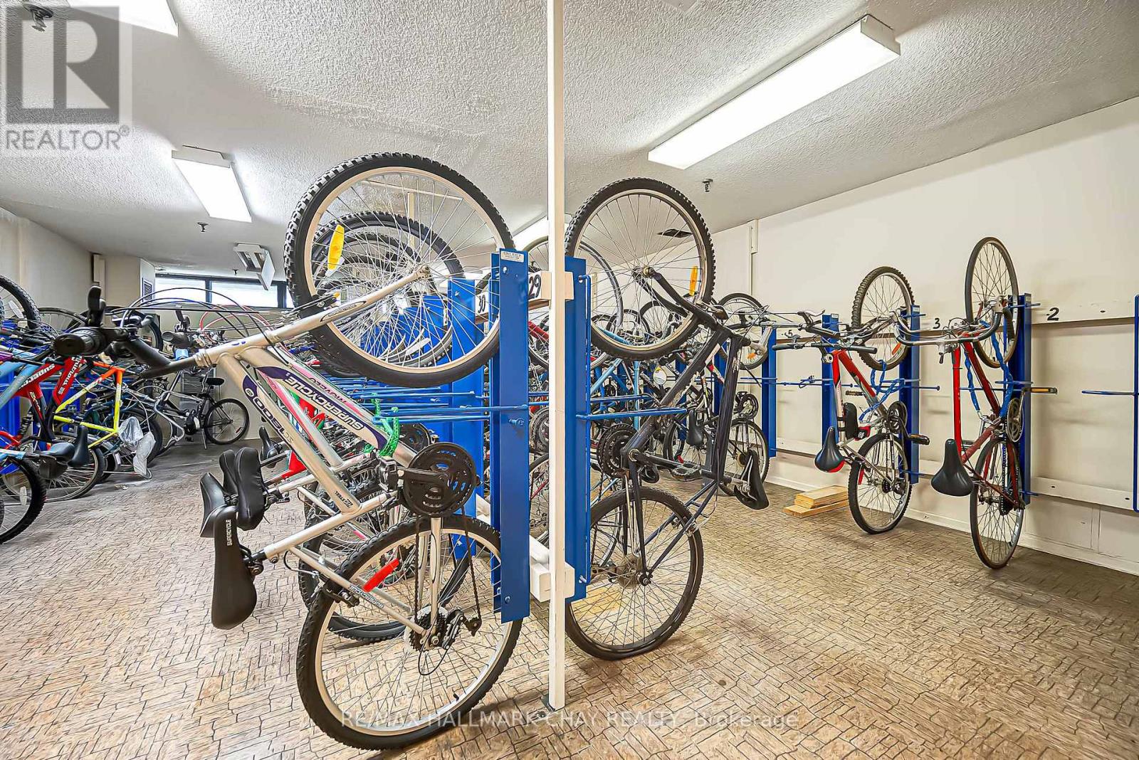 409 - 75 Emmett Avenue, Toronto, Ontario  M6M 5A7 - Photo 38 - W12697794