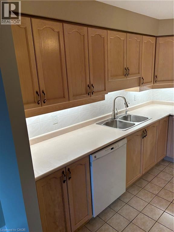 5 Ogilvie Street Unit# 203, Dundas, Ontario  L9H 2S1 - Photo 9 - 40798429