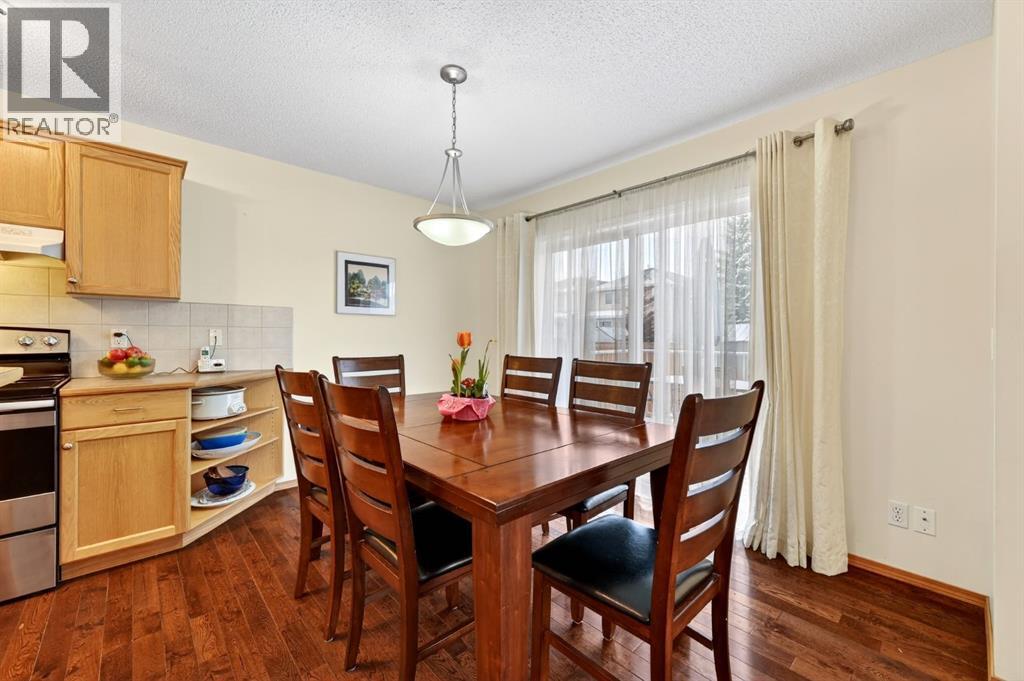 59 Cougar Ridge Circle Sw, Calgary, Alberta  T3H 5C8 - Photo 10 - A2277342