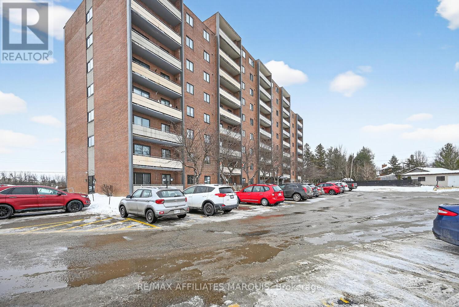204 - 41 Sunset Boulevard, Perth, Ontario  K7H 3H8 - Photo 2 - X12697832