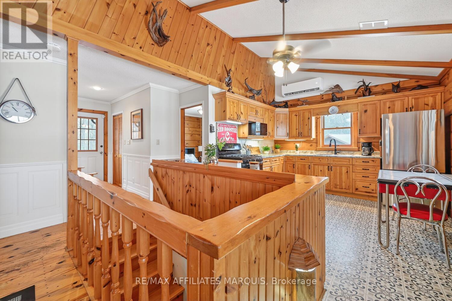 358 Kitley Line 9 Road, Elizabethtown-Kitley, Ontario  K0E 1H0 - Photo 16 - X12697834