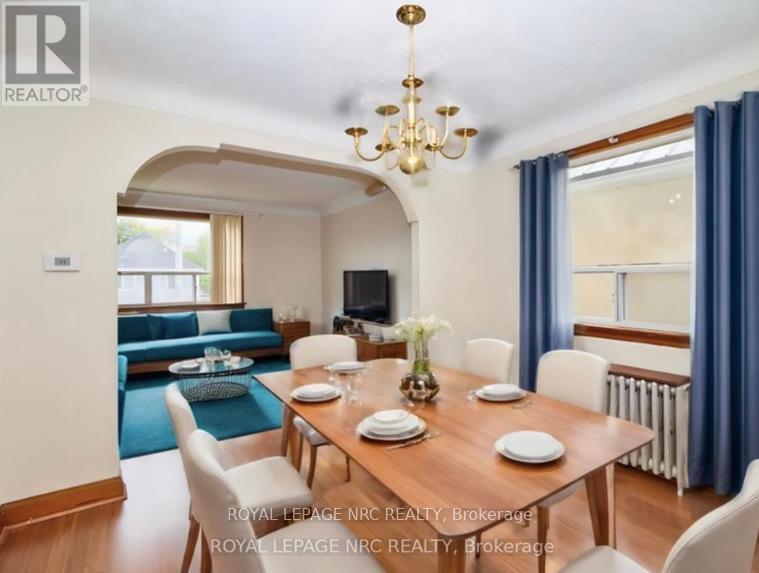 223 Niagara Street, St. Catharines, Ontario  L2M 4V3 - Photo 8 - X12697804