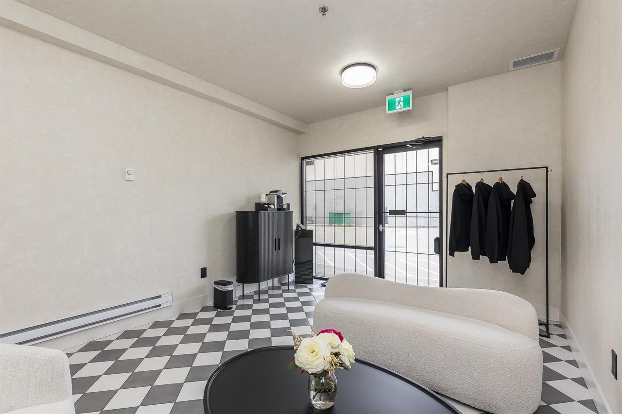 2 34100 South Fraser Way, Abbotsford, British Columbia  V2S 2C6 - Photo 5 - C8075103