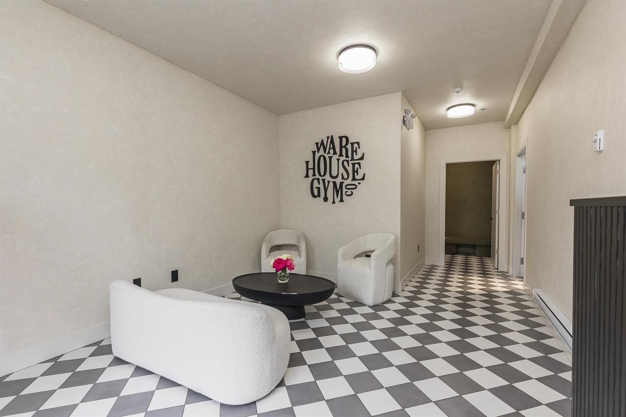 2 34100 South Fraser Way, Abbotsford, British Columbia  V2S 2C6 - Photo 3 - C8075103