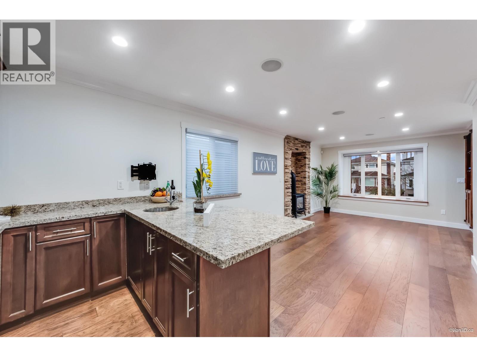 6167 Commercial Street, Vancouver, British Columbia  V5P 3P2 - Photo 7 - R3079741