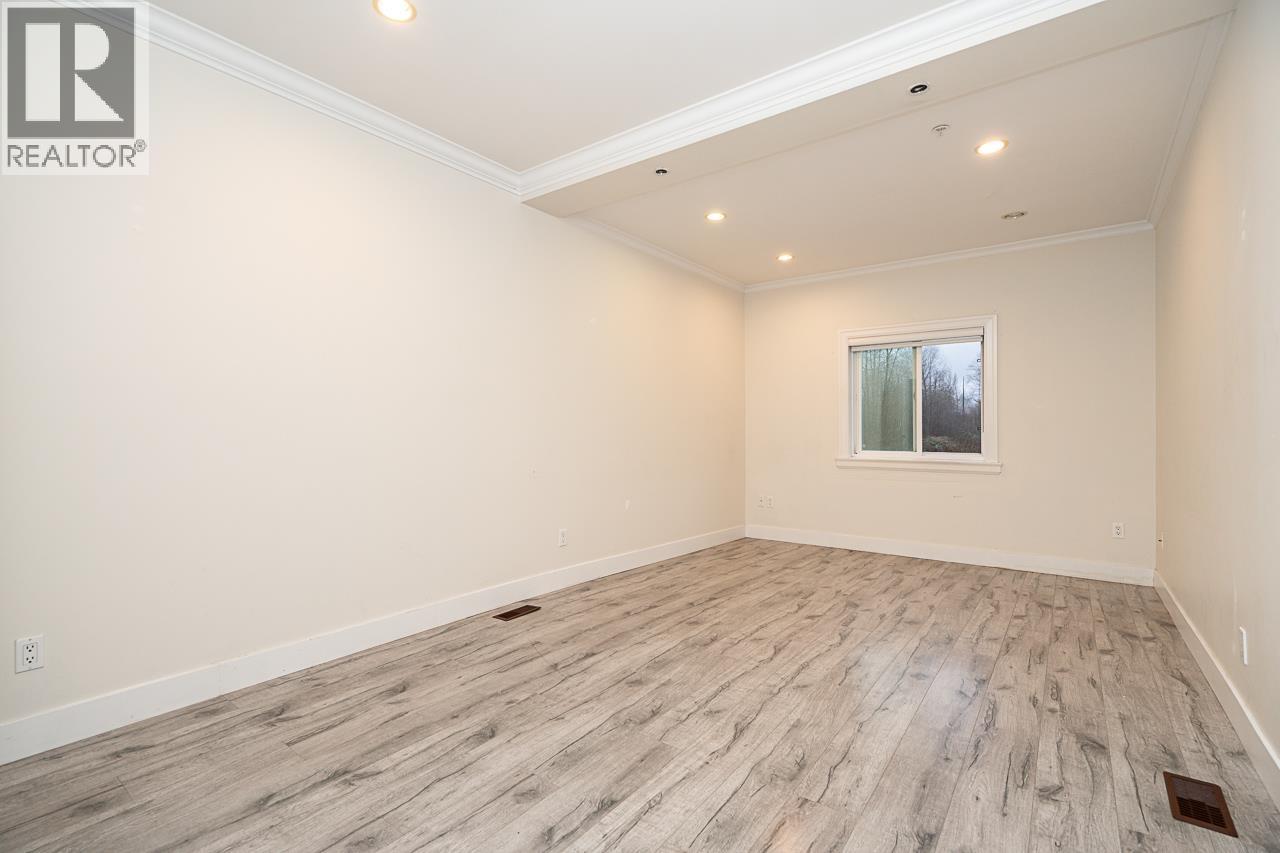 3701 Lincoln Avenue, Coquitlam, British Columbia  V3E 3H8 - Photo 37 - R3077095