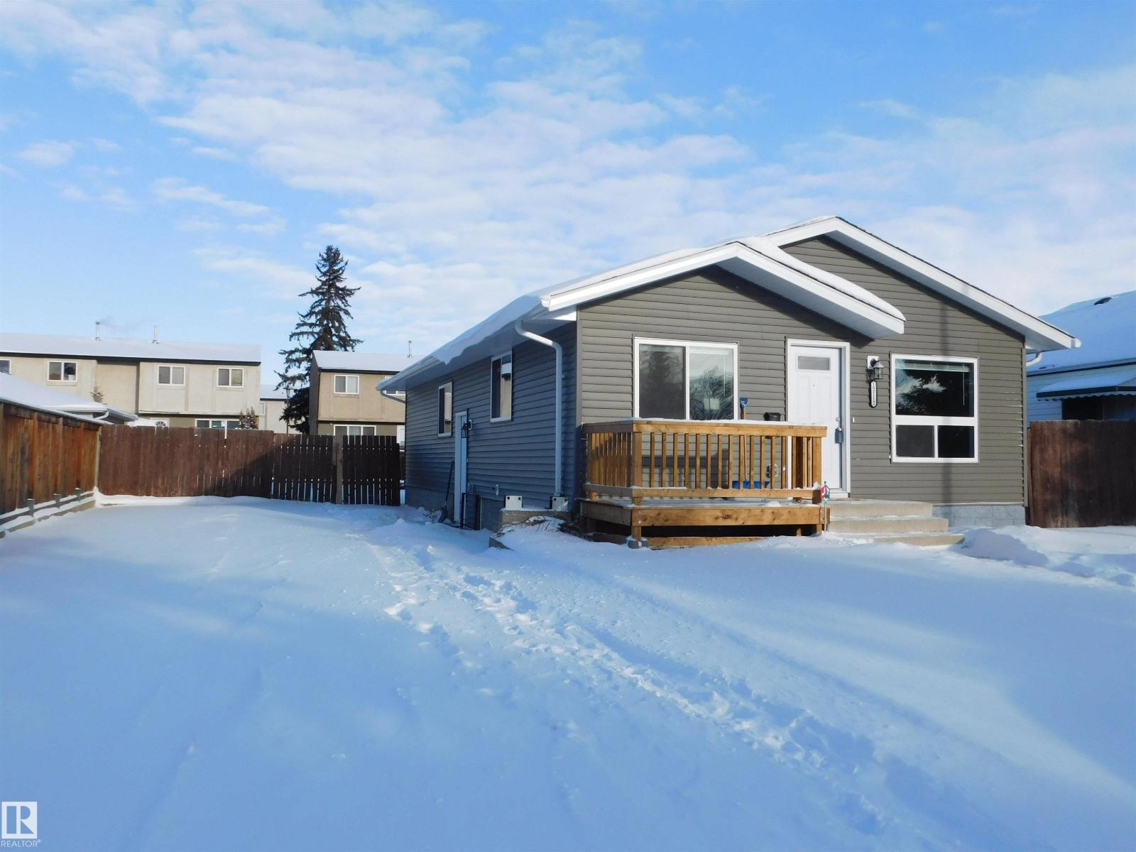 12112 150 Av Nw, Edmonton, Alberta  T5X 2C3 - Photo 30 - E4470056