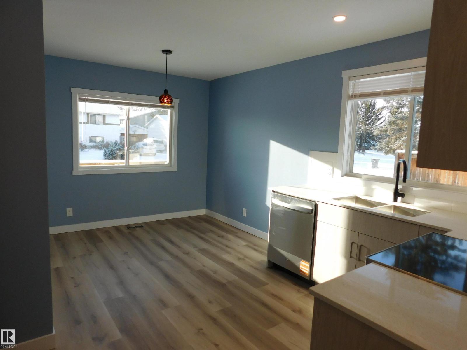 12112 150 Av Nw, Edmonton, Alberta  T5X 2C3 - Photo 5 - E4470056