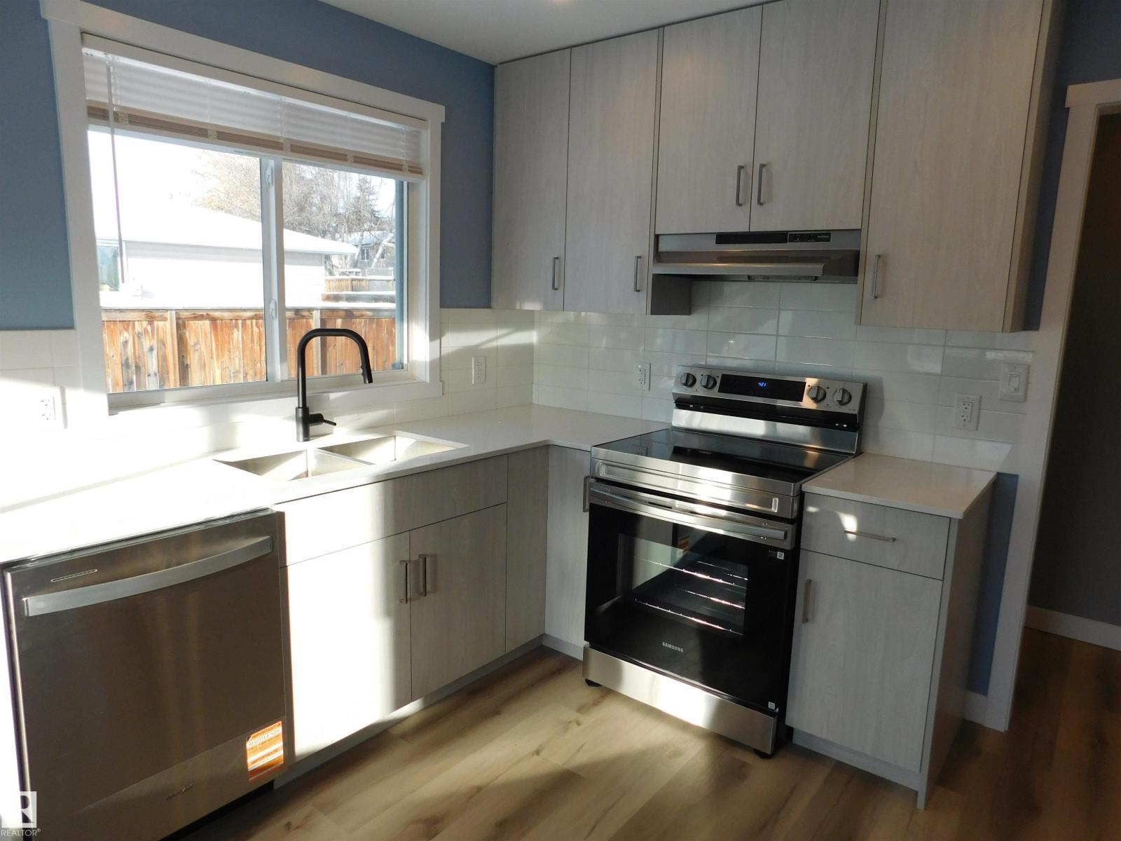 12112 150 Av Nw, Edmonton, Alberta  T5X 2C3 - Photo 7 - E4470056