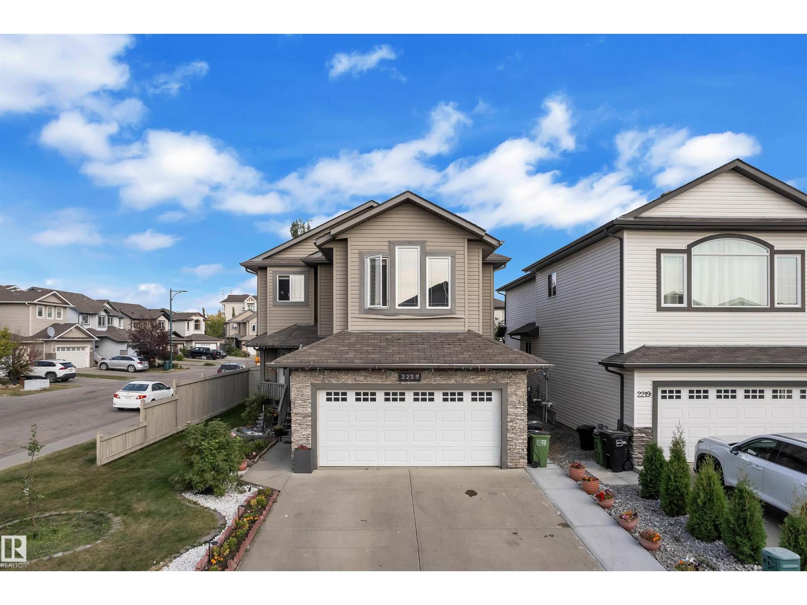 2225 32b St Nw, Edmonton, Alberta  T6T 0K6 - Photo 5 - E4470057