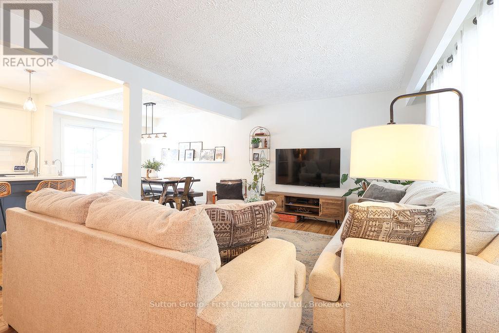 151 Bedford Drive, Stratford, Ontario  N5A 5J7 - Photo 22 - X12695130