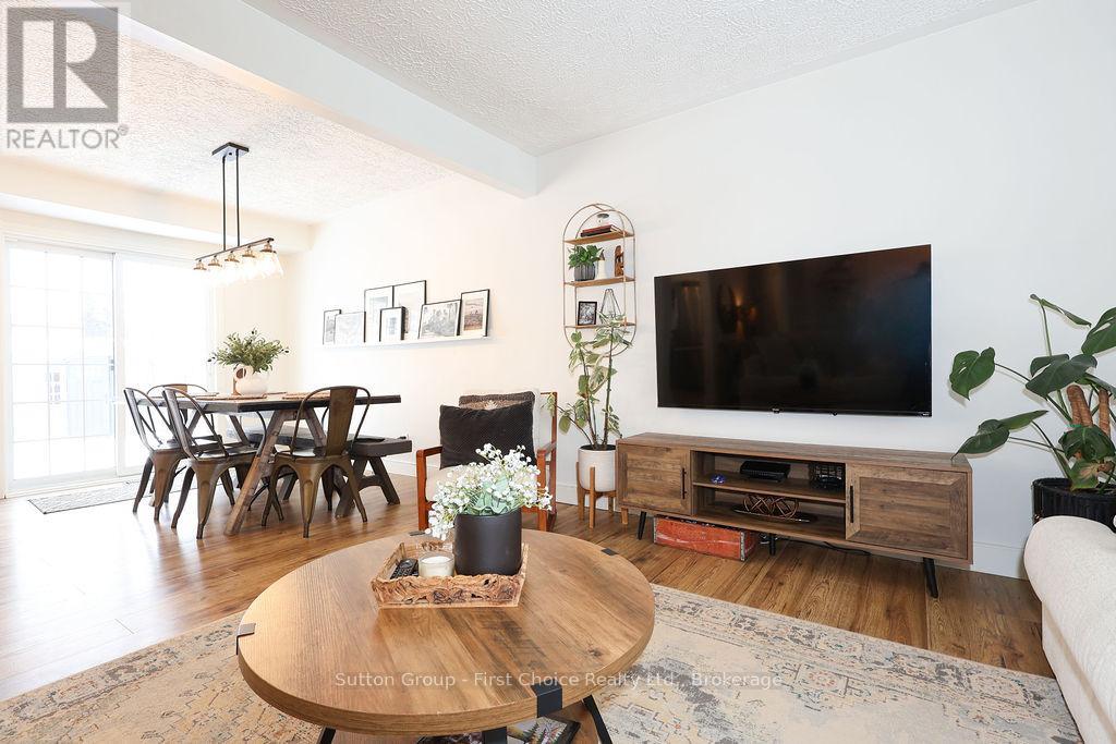 151 Bedford Drive, Stratford, Ontario  N5A 5J7 - Photo 3 - X12695130