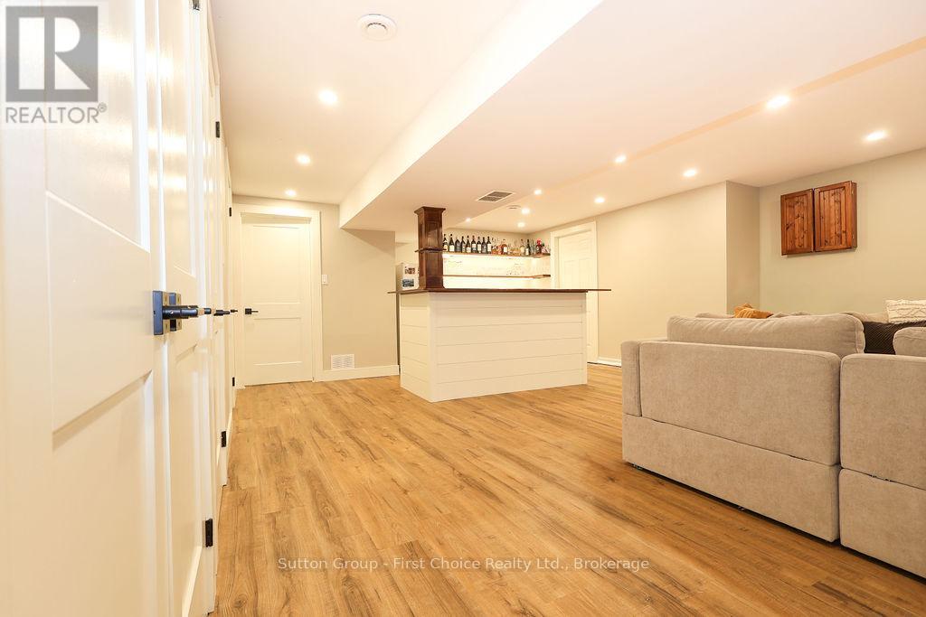 151 Bedford Drive, Stratford, Ontario  N5A 5J7 - Photo 37 - X12695130