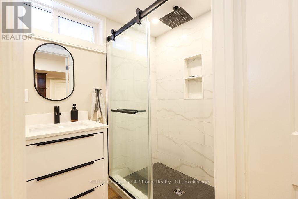 151 Bedford Drive, Stratford, Ontario  N5A 5J7 - Photo 43 - X12695130