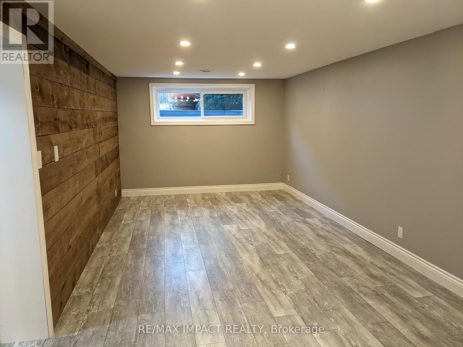 806 Stone Street, Oshawa, Ontario  L1J 1A8 - Photo 13 - E12697800