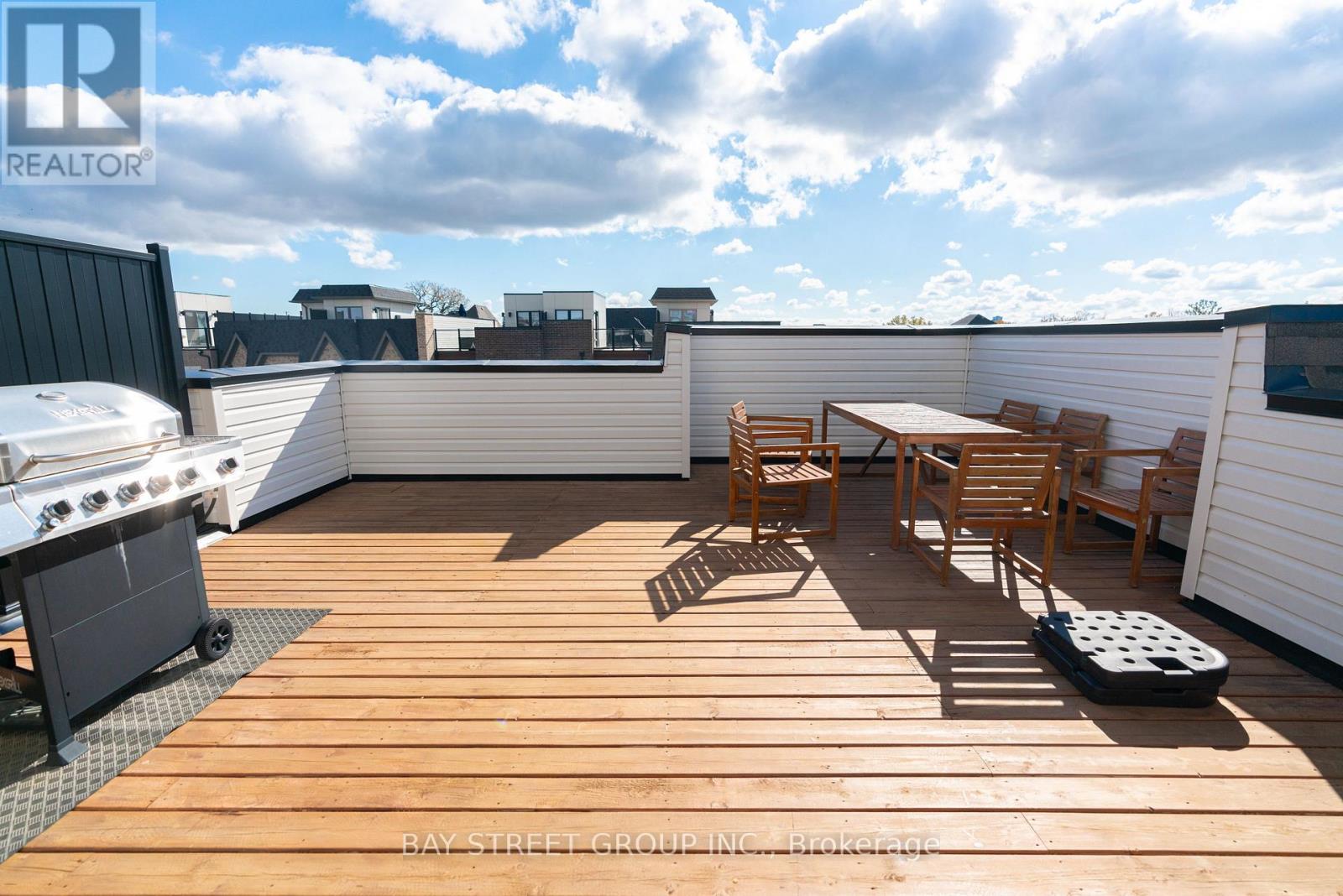 2 William Shearn Crescent, Markham, Ontario  L6C 3J3 - Photo 31 - N12697836