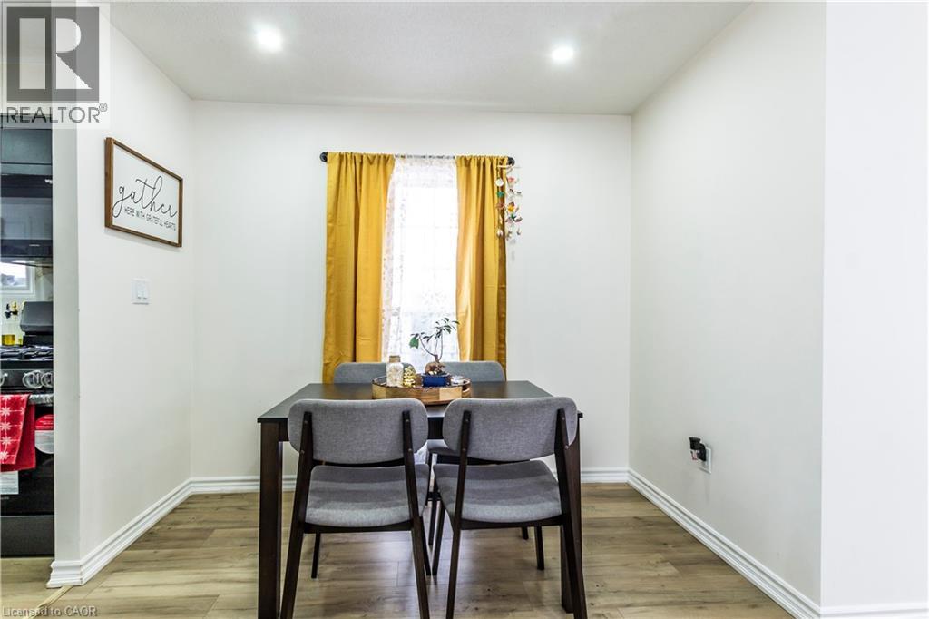 61 Wake Robin Drive, Kitchener, Ontario  N2E 3L4 - Photo 9 - 40796637