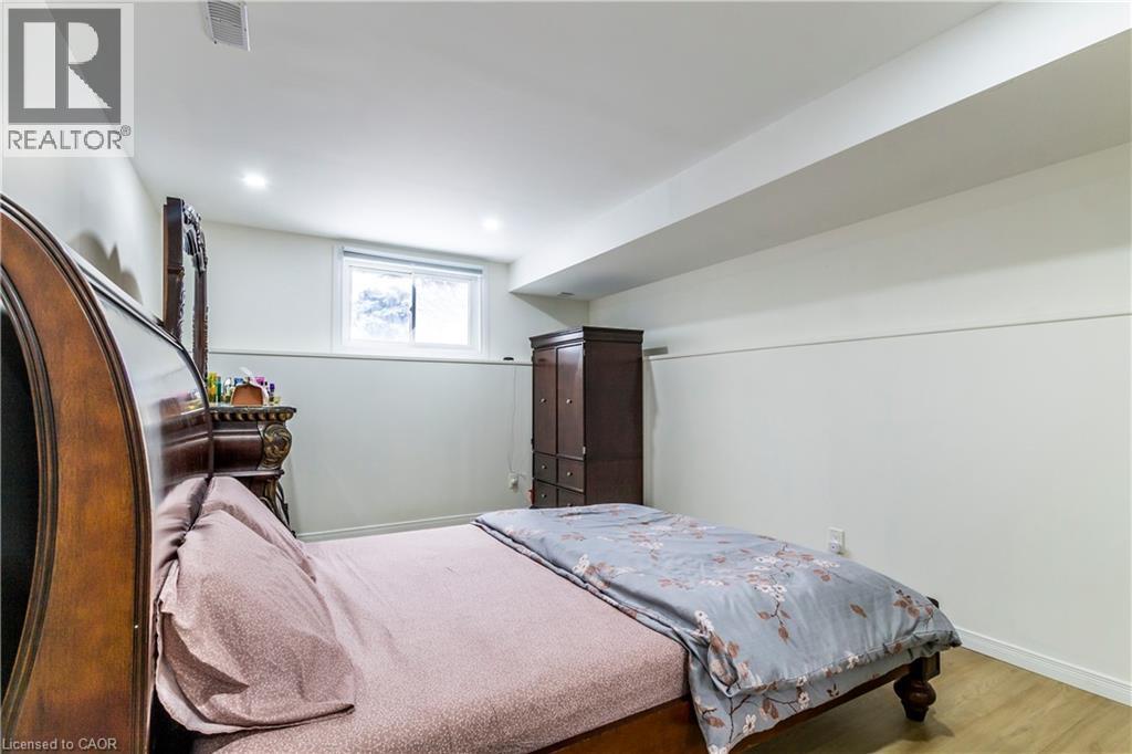 61 Wake Robin Drive, Kitchener, Ontario  N2E 3L4 - Photo 21 - 40796637