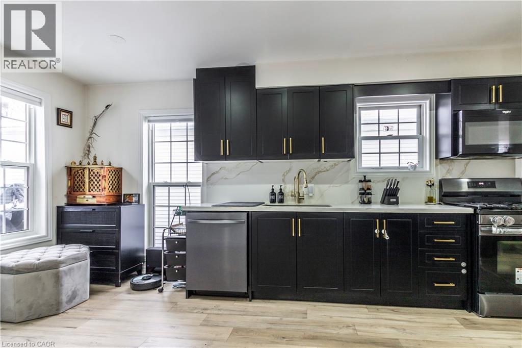 61 Wake Robin Drive, Kitchener, Ontario  N2E 3L4 - Photo 10 - 40796637