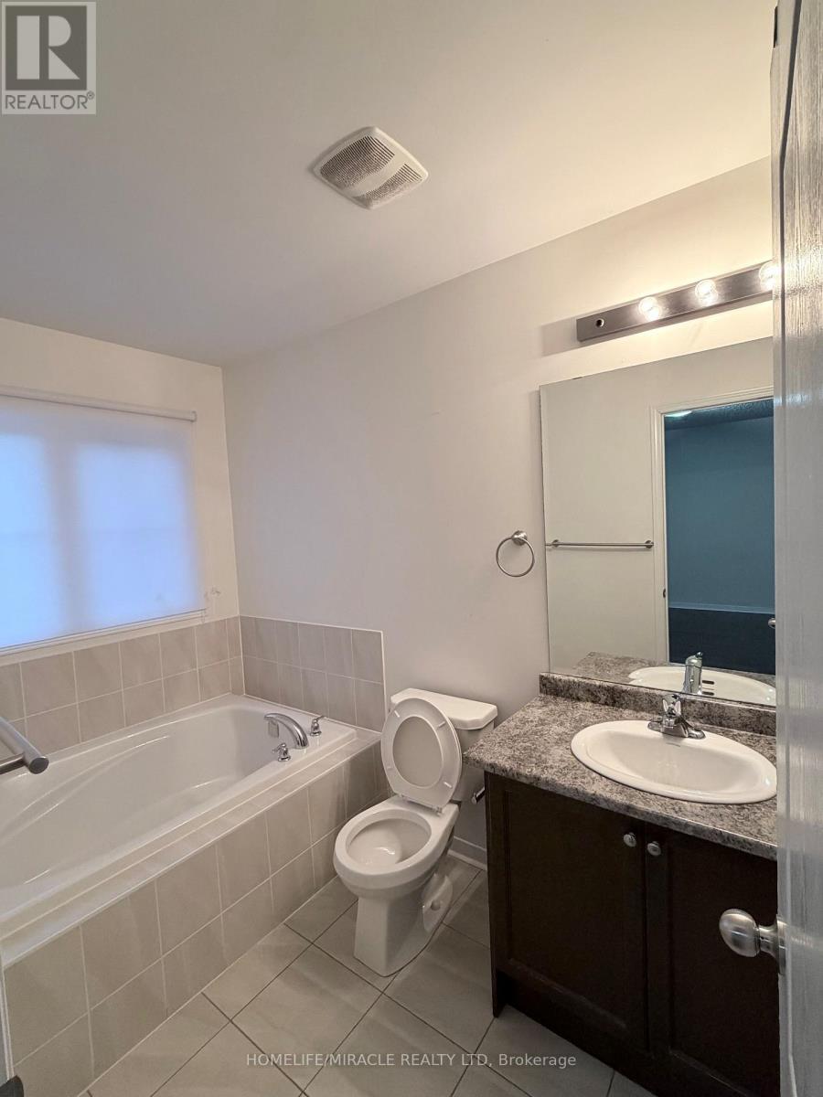 Upper - 17 Yellowknife Road, Brampton, Ontario  L6R 3X3 - Photo 13 - W12599782