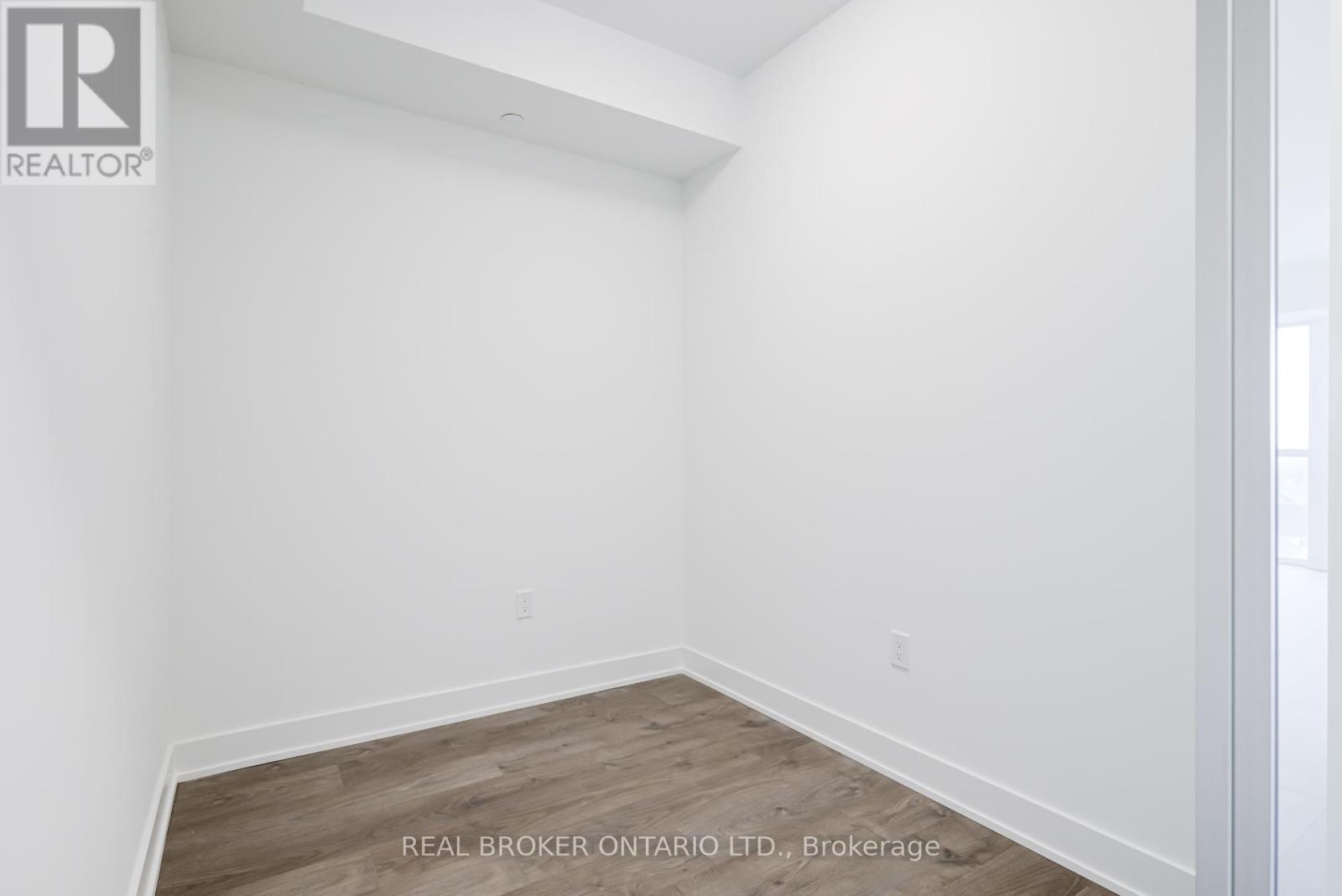 724 - 2343 Khalsa Gate W, Oakville, Ontario  L6M 4J2 - Photo 8 - W12697806