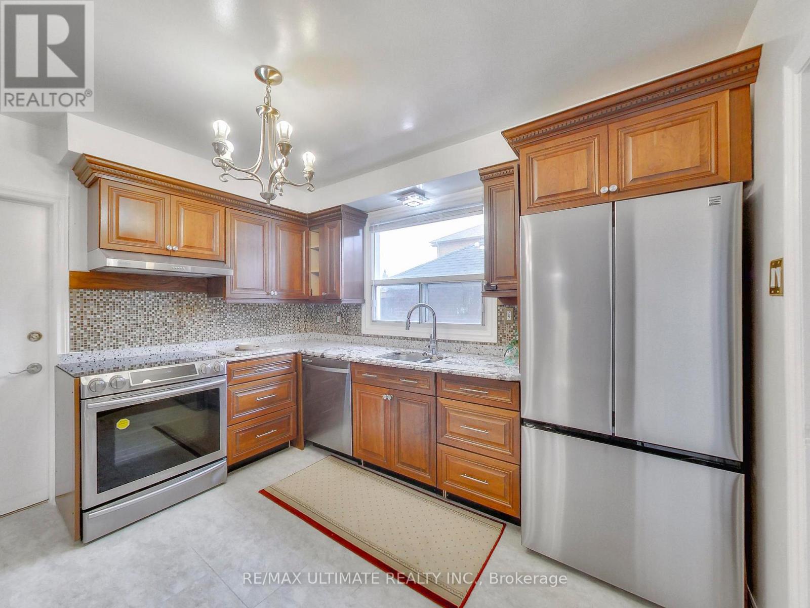 Apt #2 - 51 Hay Avenue, Toronto, Ontario  M8Z 1G2 - Photo 13 - W12697808