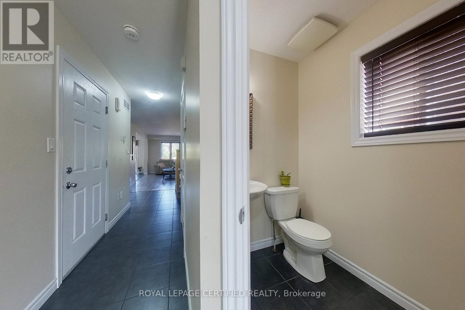 Upper - 43 Curzon Crescent, Guelph, Ontario  N1K 1Z7 - Photo 6 - X12697824