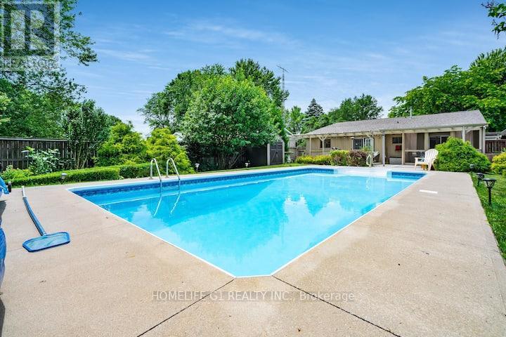 1324 Orchard Boulevard, Kingsville, Ontario  N9T 2R7 - Photo 8 - X12697830