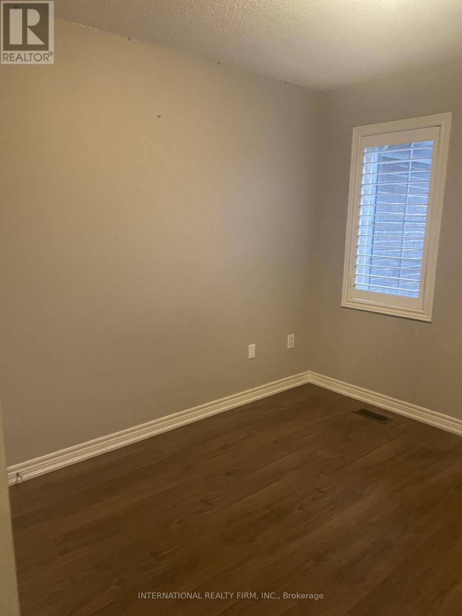 1477 Pratt Heights, Milton, Ontario  L9E 1J3 - Photo 13 - W12693638