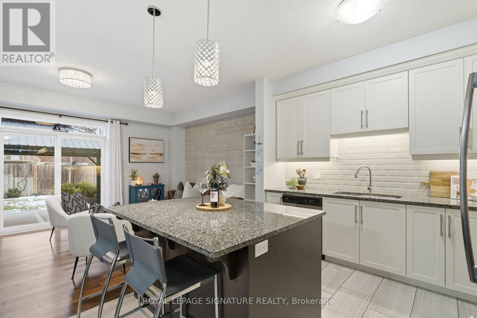 128 Law Drive, Guelph, Ontario  N1E 0M2 - Photo 10 - X12694952