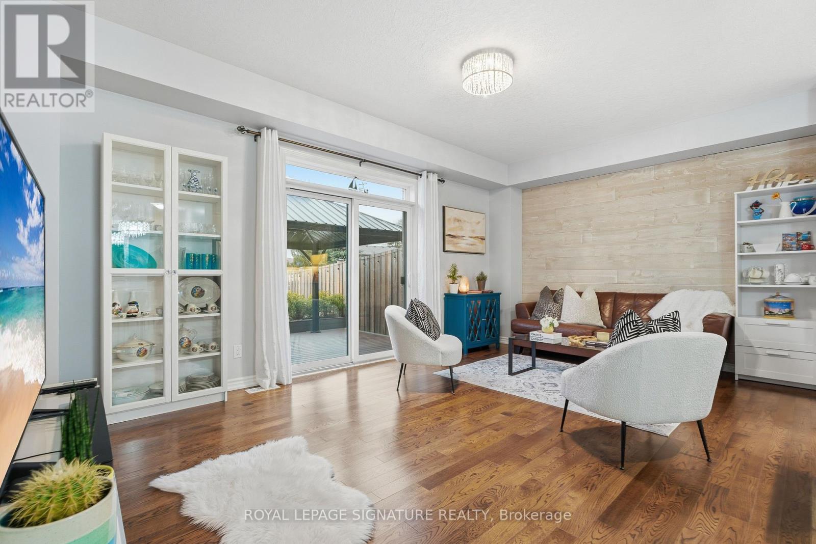 128 Law Drive, Guelph, Ontario  N1E 0M2 - Photo 14 - X12694952