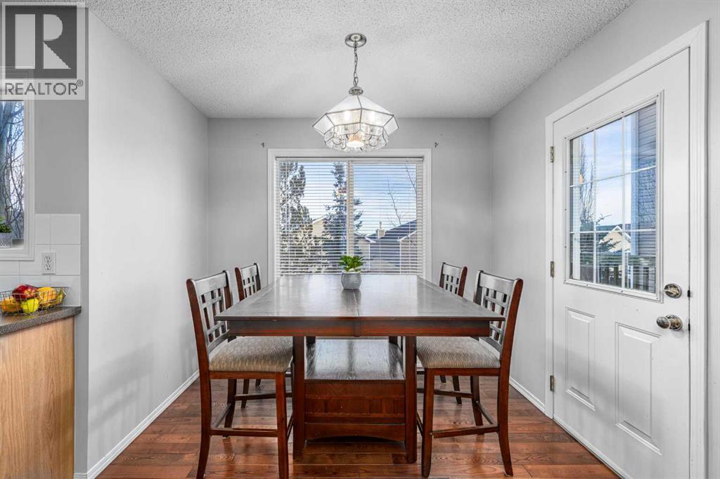 69 Royal Elm Mews, Calgary, Alberta  T3G 5P6 - Photo 12 - A2237552