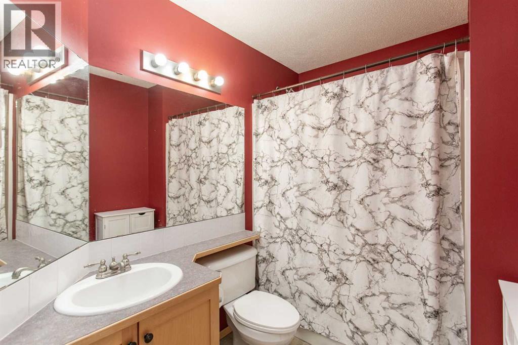 24 Dynes Street, Red Deer, Alberta  T4R 3C3 - Photo 18 - A2278464