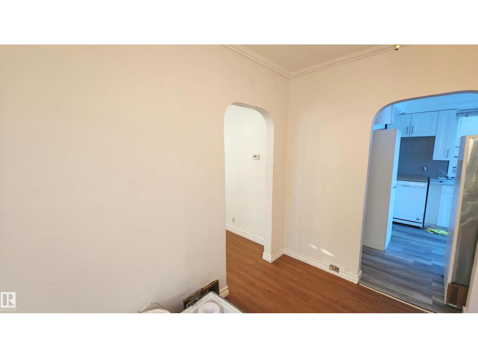 12411 86 St Nw, Edmonton, Alberta  T5B 3L3 - Photo 5 - E4469818