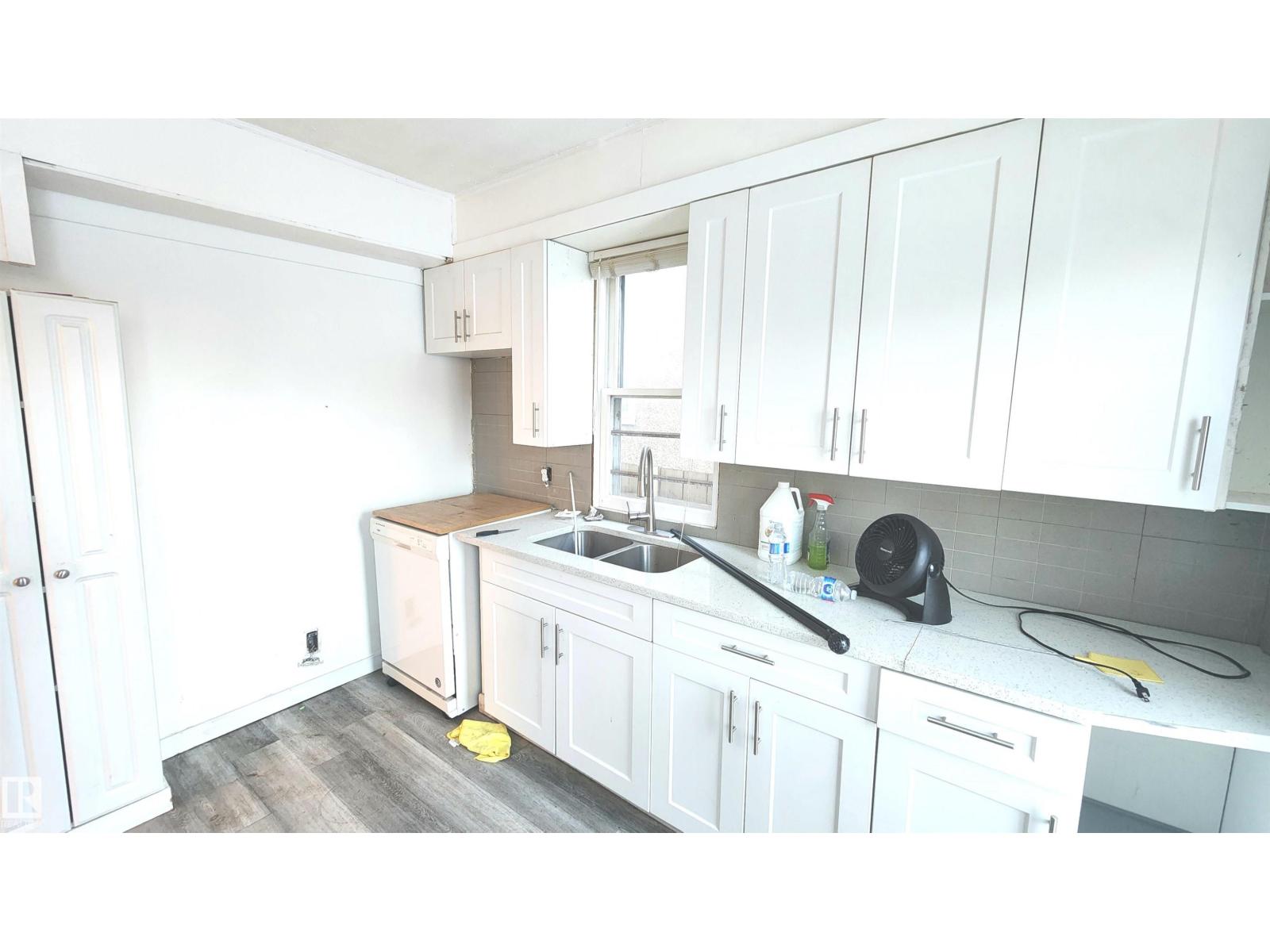 12411 86 St Nw, Edmonton, Alberta  T5B 3L3 - Photo 6 - E4469818