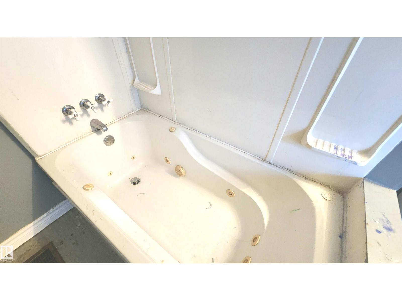 12411 86 St Nw, Edmonton, Alberta  T5B 3L3 - Photo 11 - E4469818