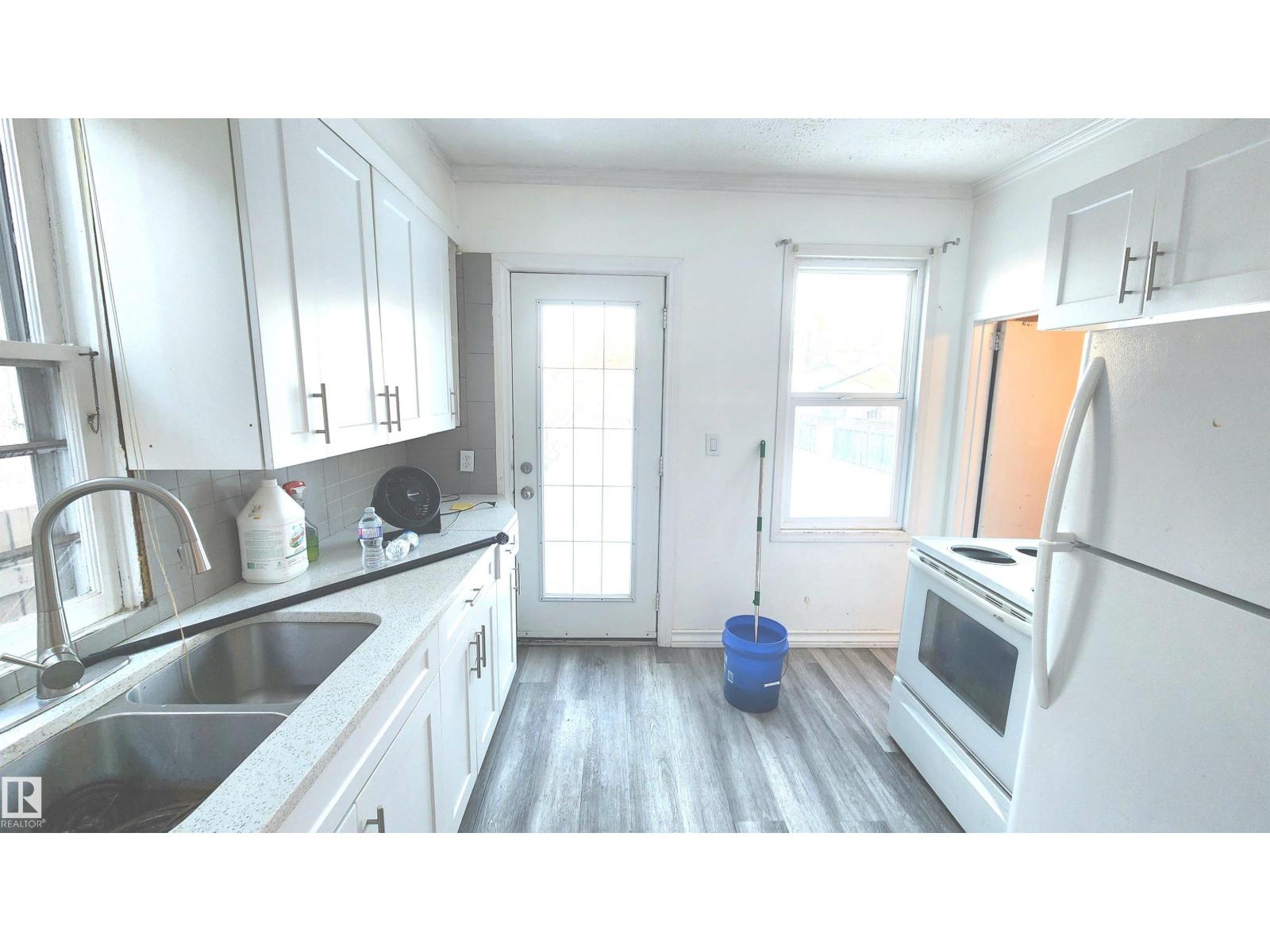 12411 86 St Nw, Edmonton, Alberta  T5B 3L3 - Photo 8 - E4469818