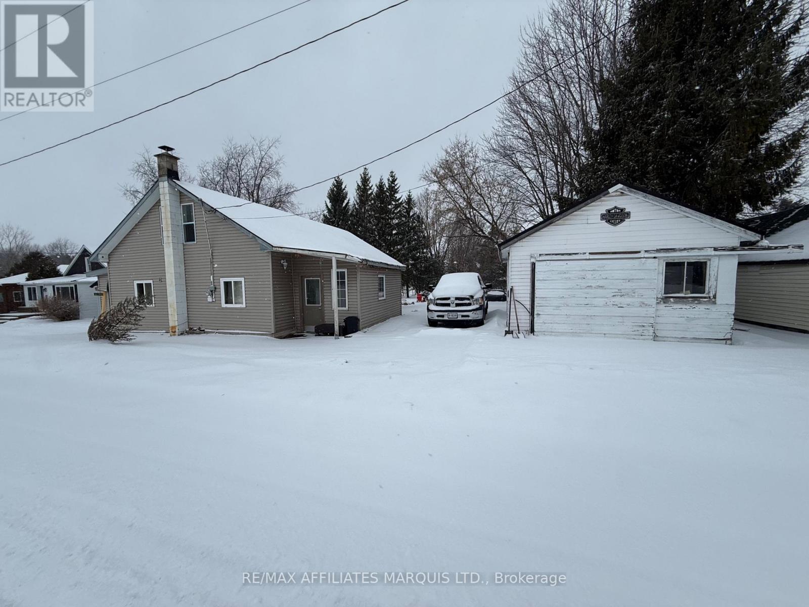 16395 Centennial Drive, North Stormont, Ontario  K0C 1C0 - Photo 2 - X12697866