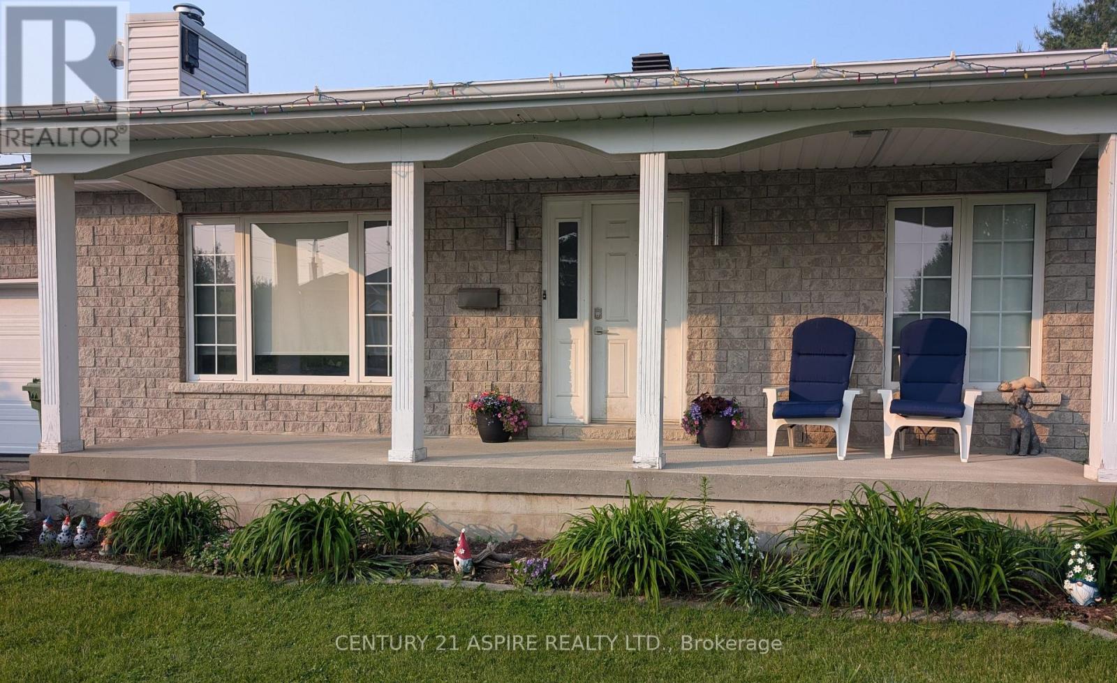 103 Stoneyfield Road, Laurentian Valley, Ontario  K8B 1B4 - Photo 42 - X12696004