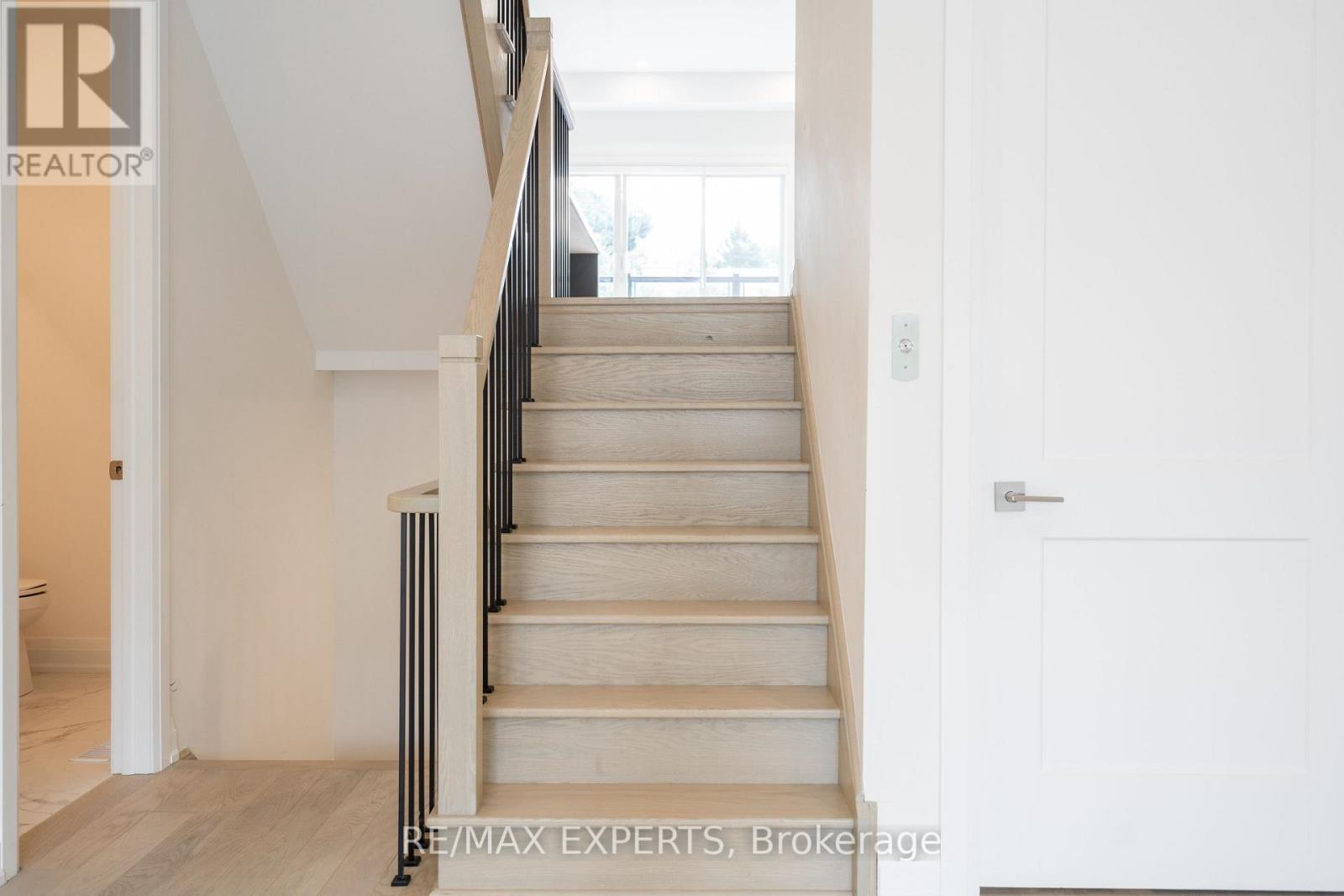 2615a Bayview Avenue W, Toronto, Ontario  M2L 1B5 - Photo 12 - C12697880