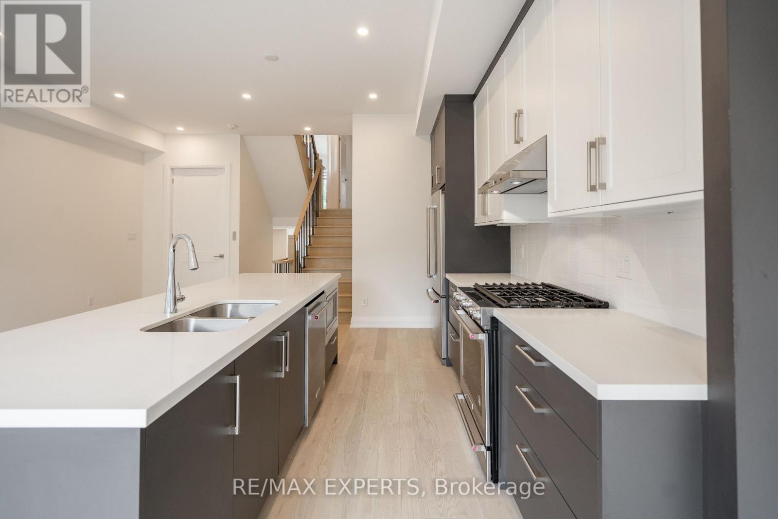 2615a Bayview Avenue W, Toronto, Ontario  M2L 1B5 - Photo 19 - C12697880